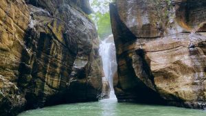 Tour Komodo_0002_cunca-wulang-waterfall